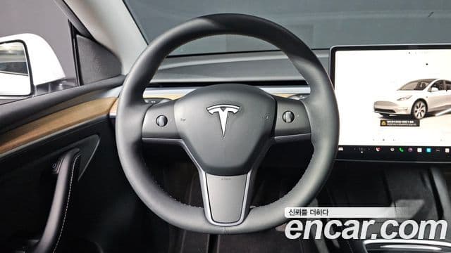 Tesla модель Y, 2023 11