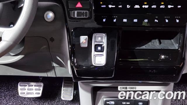 Hyundai Staria Inspiration, 2025 9