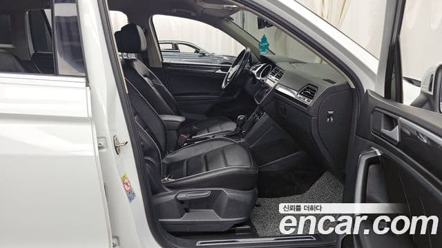 Volkswagen Tiguan 2세대 Premium, 2020 11