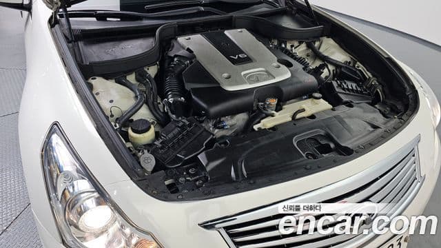 Infiniti G25 V36, 2013 6