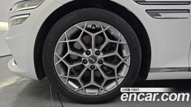 Genesis G80 (RG3) бензин 2.5 турбо AWD, 2021 все фото