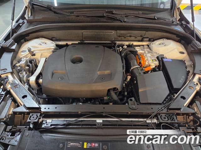 Volvo XC60 2세대 T8 Ultra Bright, 2026 6