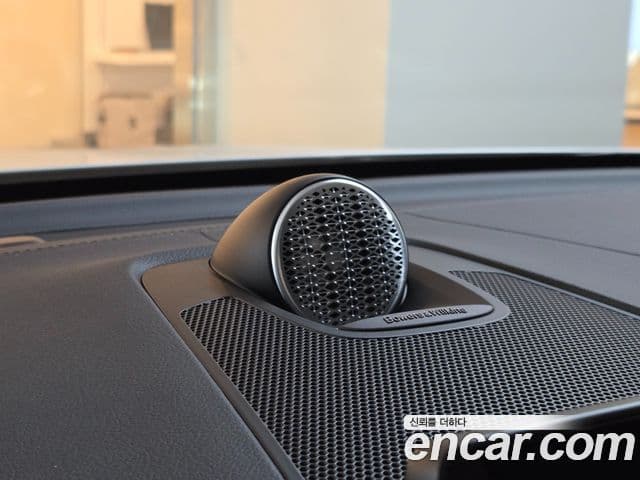 Volvo XC60 2세대 T8 Ultra Bright, 2026 14