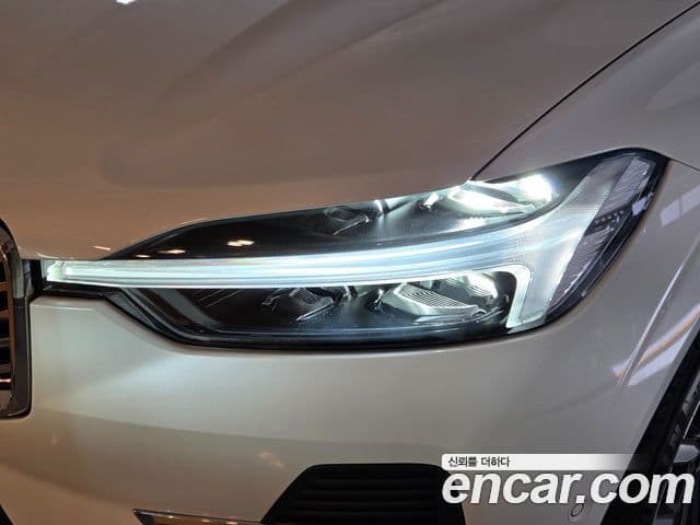 Volvo XC60 2세대 T8 Ultra Bright, 2026 18