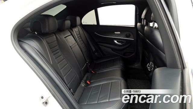 Mercedes-Benz E-класс W213 Avantgarde, 2023 12