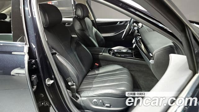 Genesis G80 (RG3) бензин 2.5 турбо AWD, 2021 10