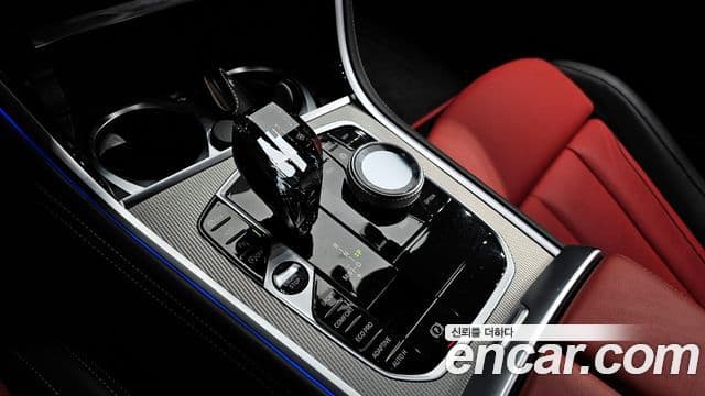 BMW 8시리즈 (G15) 840i xDrive M Sport купе, 2022 9