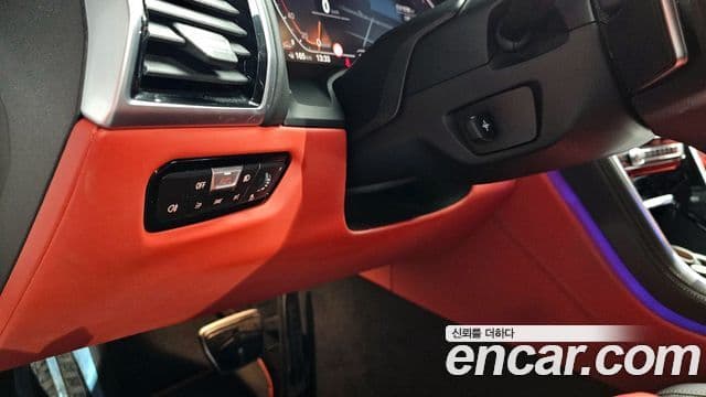 BMW 8시리즈 (G15) 840i xDrive M Sport купе, 2022 13