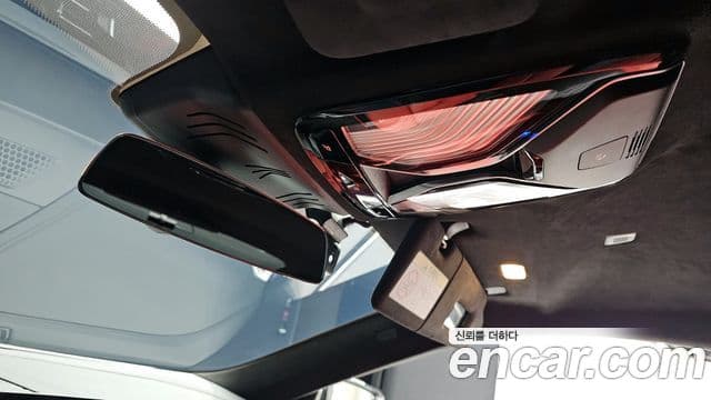 BMW 8시리즈 (G15) 840i xDrive M Sport купе, 2022 19