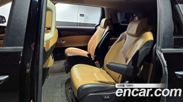 Kia Carnival 4세대 Prestige, 2023 12