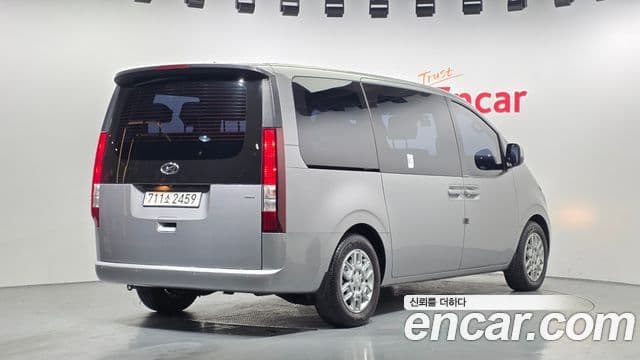 Hyundai Staria Modern, 2023 2