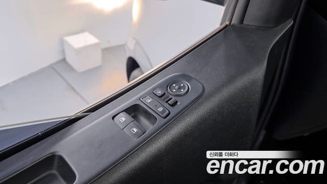 Hyundai Staria Modern, 2023 14