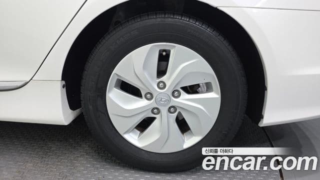 Hyundai Sonata гибрид Smart, 2014 все фото