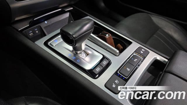 Genesis G80 Luxury, 2017 9