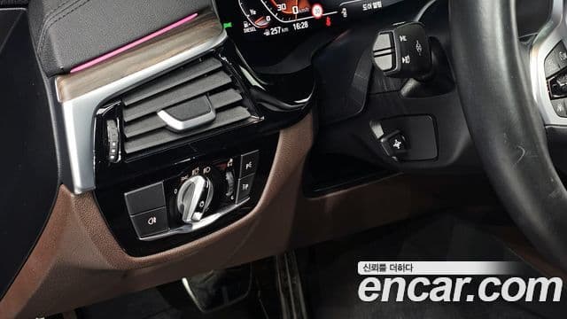 BMW 6시리즈 GT (G32) 620d M Sport, 2020 16