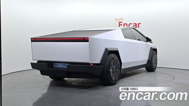 Tesla 사이버트럭, 2024 2
