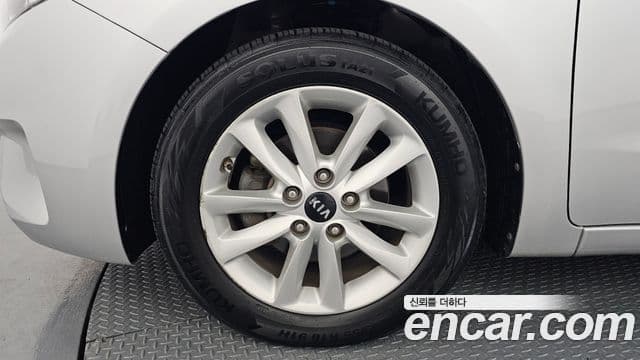 Kia The / новый New K3 дизель Trendy, 2017 все фото