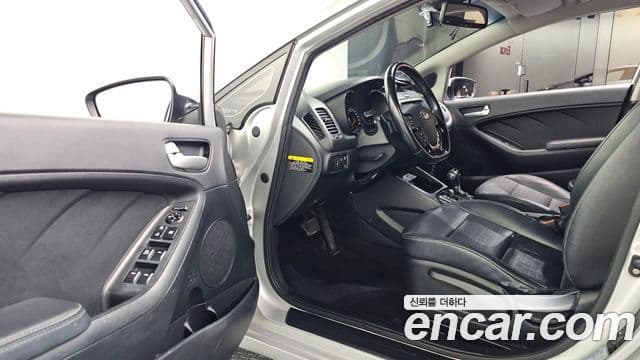 Kia The / новый New K3 дизель Trendy, 2017 10