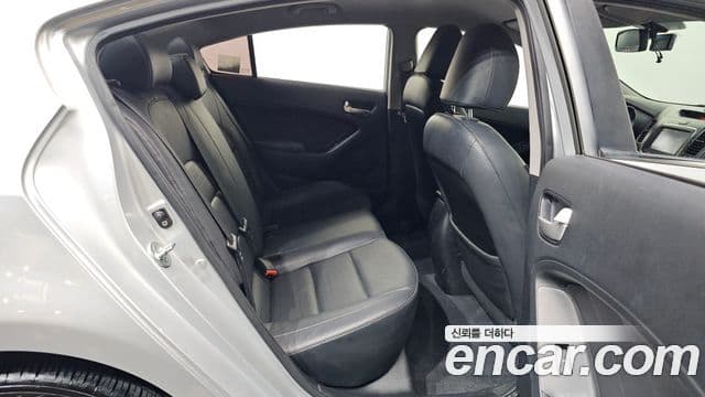 Kia The / новый New K3 дизель Trendy, 2017 12