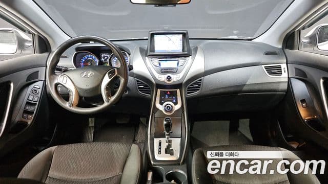 Hyundai Avante MD M16 GDI Deluxe, 2012 7