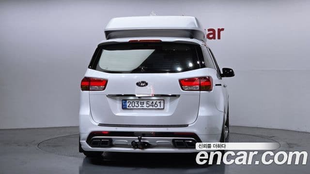 Kia All New Carnival Noblesse, 2016 4
