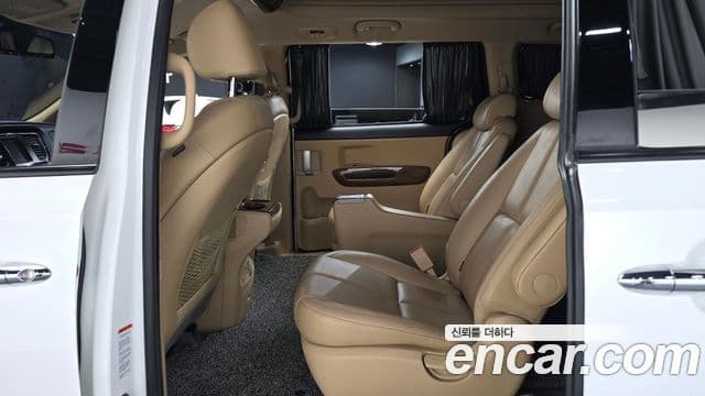 Kia All New Carnival Noblesse, 2016 12