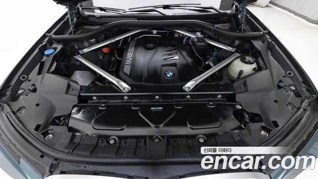 BMW X7 (G07) xDrive 40i Design Pure Excellence 6인승, 2024 6