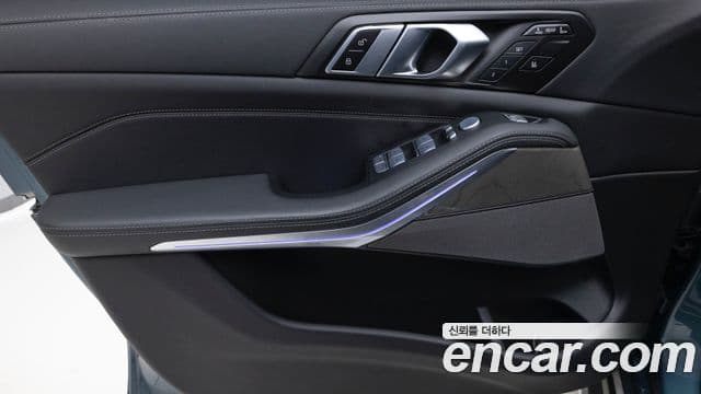 BMW X7 (G07) xDrive 40i Design Pure Excellence 6인승, 2024 19