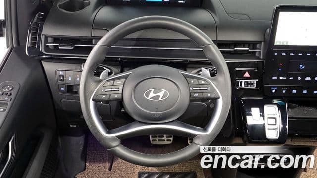 Hyundai Staria Inspiration, 2025 13