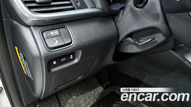 Kia The / новый New K5 гибрид 2세대 Noblesse, 2019 17