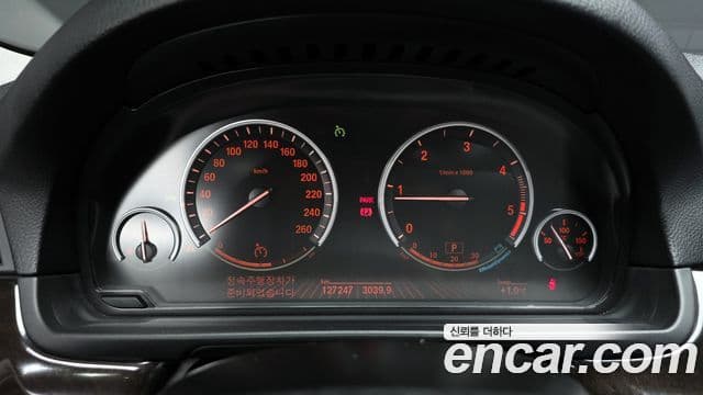 BMW 5시리즈 (F10), 2011 8