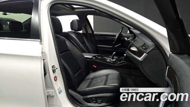 BMW 5시리즈 (F10), 2011 10