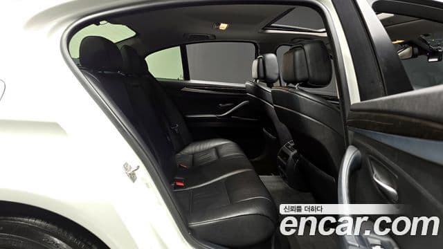 BMW 5시리즈 (F10), 2011 12