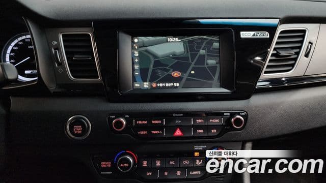 Kia Niro Prestige, 2017 16