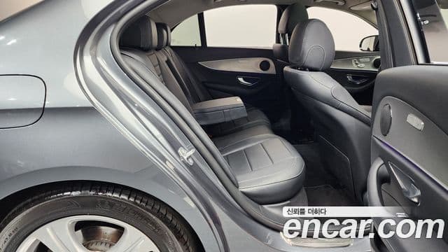 Mercedes-Benz E-класс W213 Avantgarde, 2018 12