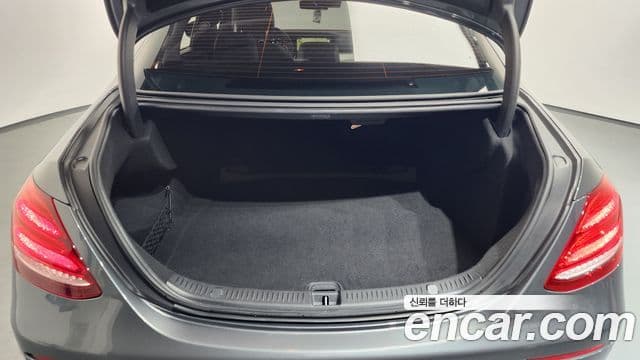 Mercedes-Benz E-класс W213 Avantgarde, 2018 20