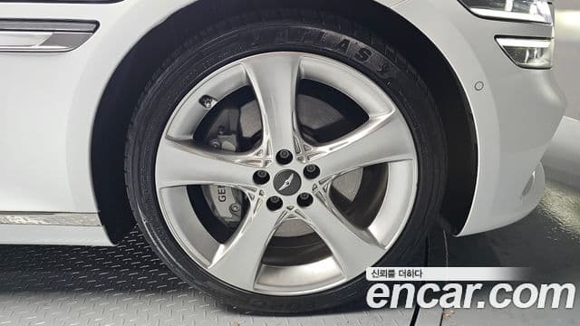 Genesis G80 (RG3) бензин 2.5 турбо AWD, 2022 все фото