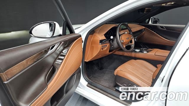Genesis G80 (RG3) бензин 2.5 турбо AWD, 2022 11