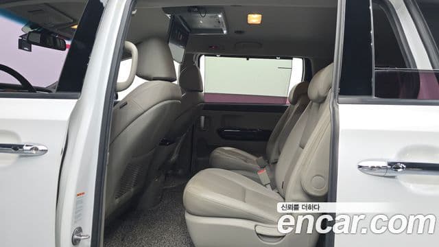 Kia The / новый New Carnival Special, 2019 12