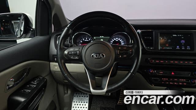 Kia The / новый New Carnival Special, 2019 13