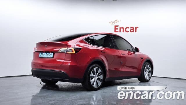 Tesla модель Y Long Range, 2022 2