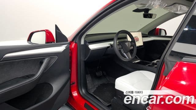 Tesla модель Y Long Range, 2022 10