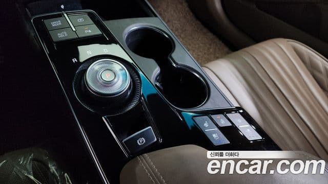 Kia K8 гибрид Signature, 2022 9