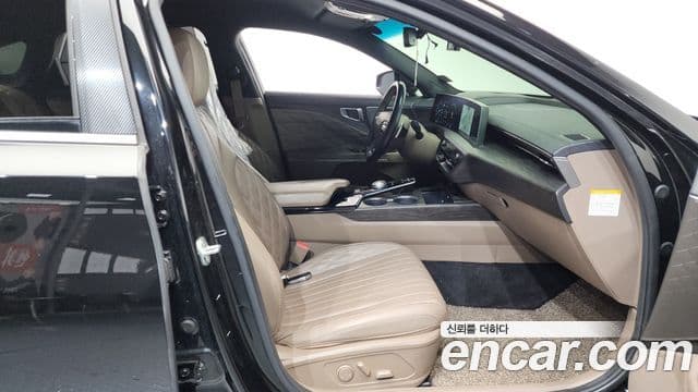 Kia K8 гибрид Signature, 2022 11