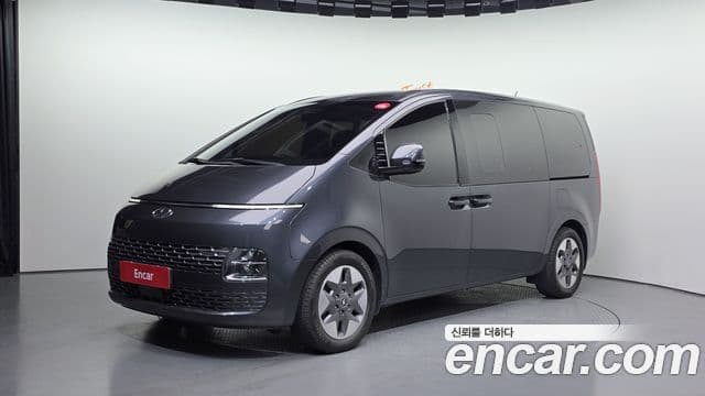 Hyundai Staria Modern, 2022 1