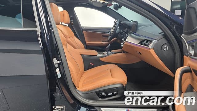 BMW 5시리즈 (G30) 520i M Sport, 2023 10