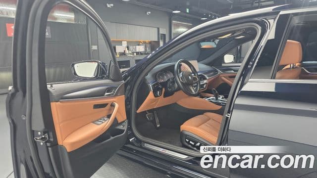 BMW 5시리즈 (G30) 520i M Sport, 2023 11