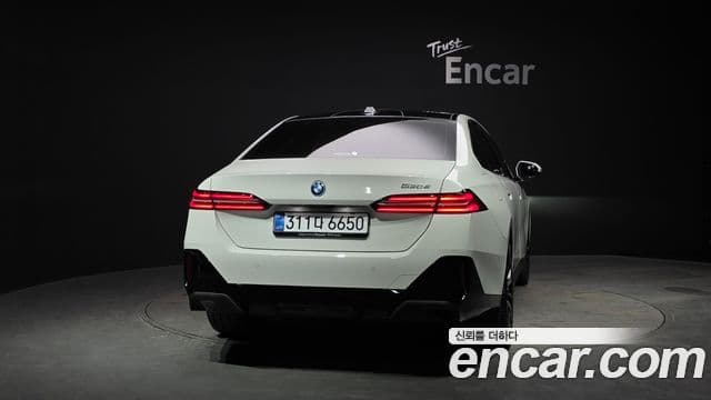 BMW 5시리즈 (G60) 530e M Sport, 2026 4