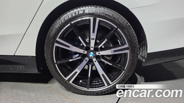 BMW 5시리즈 (G60) 530e M Sport, 2026 все фото