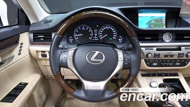 Lexus New ES350 XV60, 2013 13